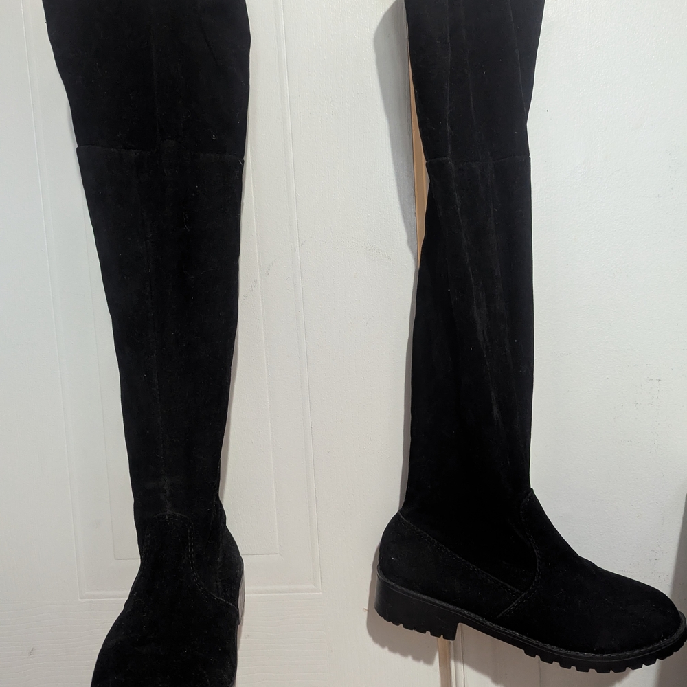 Black Over-the-Knee Boots